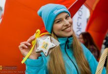 Bochnia. Akcja „Choinki pod choinkę od RMF FM i Małopolski” na Rynku – ZDJĘCIA