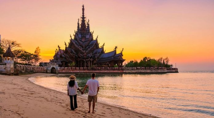 🔸 Czym różnią się loty międzynarodowe od lotów krajowych?