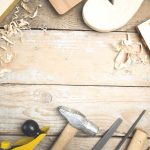 🔸 Drewniana skrzynia na zabawki DIY