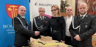 Bochnia. Nowy sprzęt pożarniczy dla OSP Kolanów