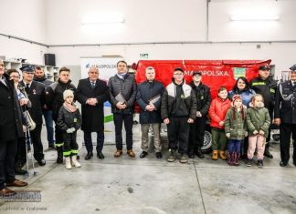 W remizie OSP Ispina przekazano nowoczesną pompę wysokowydajną