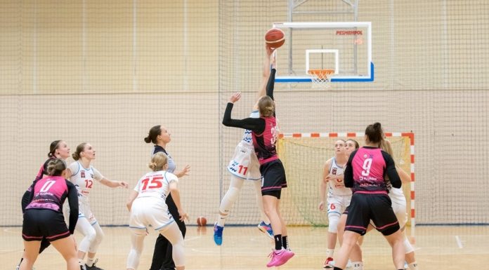 Koszykówka. W niedzielę derbowy mecz z AZS Politechnika Korona Kraków