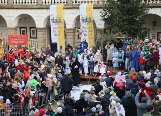 Orszak Trzech Króli w Niepołomicach – ZDJĘCIA