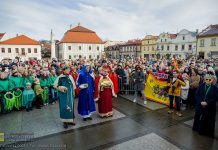 Orszak Trzech Króli w Bochni – ZDJĘCIA