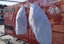 Bochnia. Mobilne płuca Polskiego Alarmu Smogowego stanęły na Rynku