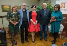 Biblioteka w Bochni. Wieczór poetycki „Dwa białe miecze” – ZDJĘCIA