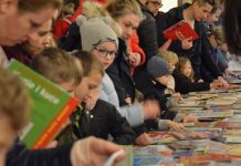 Wielka Zimowa Wymiana Książek w Niepołomicach – ZDJĘCIA