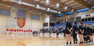 Piękny gest. Przed meczem koszykówki minuta ciszy dla zmarłego trenera futsalistów Antuna Bačicia