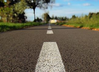 Ponad 5 mln zł dla Powiatu Bocheńskiego na inwestycje drogowe w Jodłówce i Grabiu