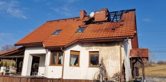 Stary Wiśnicz. Pożar zniszczył dom policjantki. Ruszyła zbiórka na odbudowę