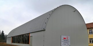 Gmina Brzesko. W Buczu otwarto halę sportową – ZDJĘCIA