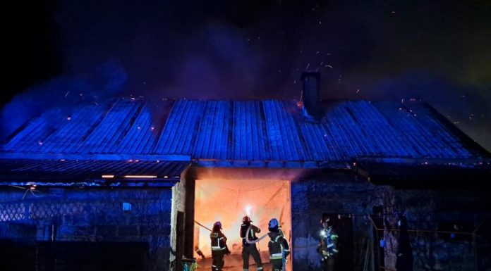 Pożar budynku gospodarczego w Jadownikach