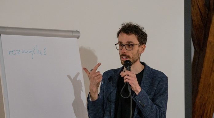 Muzeum w Bochni. Wykład „Medytacja, czyli co?” – ZDJĘCIA