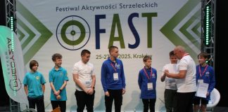 Strzelectwo. Zawodnicy klubu „Młody Strzelec” na zawodach w Krakowie