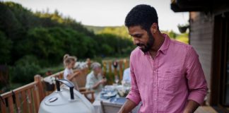 🔸 Gotowanie na świeżym powietrzu? Tylko z grillem gazowym!