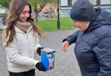 Parafianie z Bochni znów pokazali serce – ponad 6,6 tys. zł dla chorego Marcina Nawrockiego