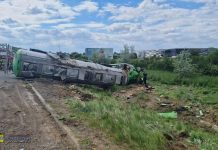 Wypadek cysterny na węźle „Bochnia” – jedna osoba ranna, utrudnienia na A4 – ZDJĘCIA