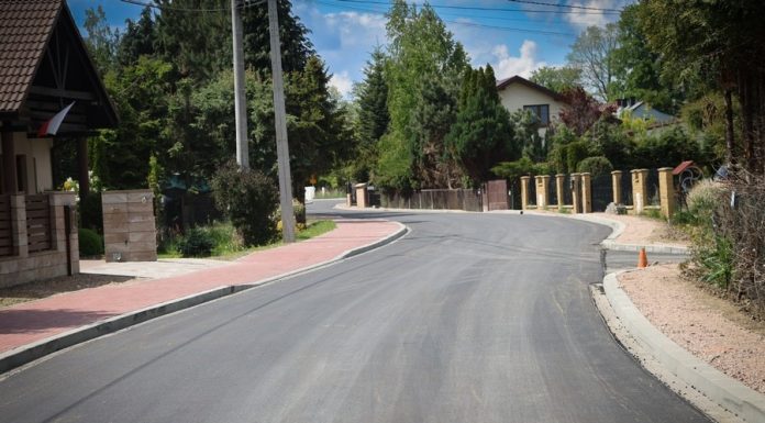 Remont ul. Akacjowej w Niepołomicach na finiszu – zakończenie kilka miesięcy przed terminem