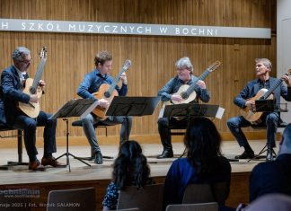 Szkoła muzyczna w Bochni. Koncert kwartetu Guitar4mation – ZDJĘCIA