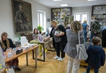 Biblioteka w Bochni. I Targi Książki Regionalnej Bochniana – ZDJĘCIA