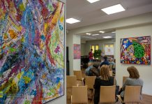 Biblioteka w Bochni. Wernisaż malarstwa Michała Bilskiego – ZDJĘCIA