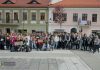 Czytelniczy flash mob na bocheńskim Rynku – ZDJĘCIA
