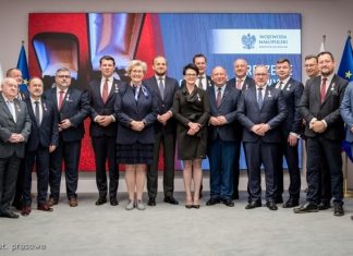 Adam Korta i Ryszard Drożdżak uhonorowani za zasługi dla samorządu terytorialnego