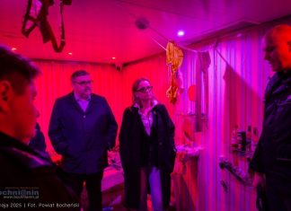 EscapeTruck na bocheńskim Rynku – poruszająca lekcja o handlu ludźmi