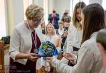 Bochnia. Wręczono Ordery Błękitnej Niezapominajki 2025 – ZDJĘCIA