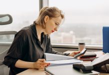 🔸 Z czym wiąże się założenie firmy? Przedsiębiorstwo bez tajemnic