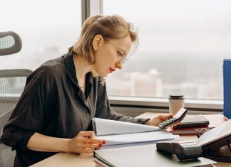 🔸 Z czym wiąże się założenie firmy? Przedsiębiorstwo bez tajemnic