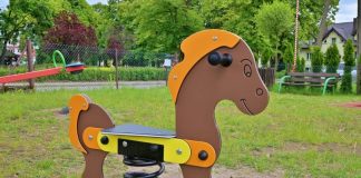 Nowe urządzenia na placach zabaw w gminie Brzesko