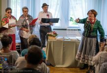 Pieśni Ludu Nadrabia wybrzmiały w Pałacu Żeleńskich – ZDJĘCIA