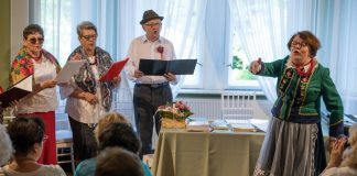 Pieśni Ludu Nadrabia wybrzmiały w Pałacu Żeleńskich – ZDJĘCIA