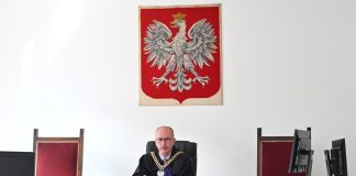 Bochnia. Wyrok ws. radnej, która głosowała „na dwie ręce”