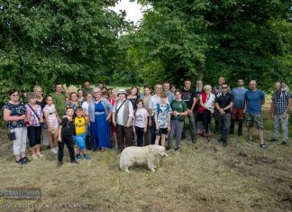 Spacer z historią do dworu w Wiśniczu Małym – ZDJĘCIA