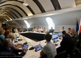 Burmistrz Niepołomic z jednogłośnym wotum zaufania i absolutorium za 2024 rok