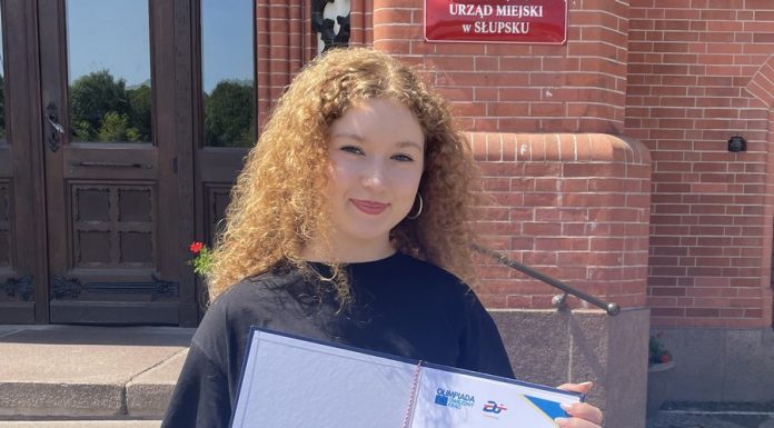 Aleksandra Pilch laureatką z wyróżnieniem w XX Edycji Olimpiady wiedzy o Unii Europejskiej „Gwiezdny Krąg”