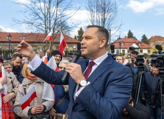 Był u nas w marcu. Co obiecywał Karol Nawrocki? O czym mówił w Bochni?