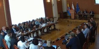 Sprawą wpisu nauczycielki zajmie się także komisja oświaty Rady Powiatu w Bochni