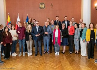 Delegacja z Saarlouis z oficjalną wizytą w Bochni. Wyróżnienie dla młodych muzyków z Niemiec