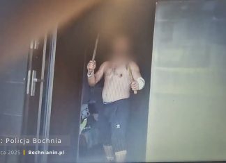 Groził policjantom siekierami. 49-latek z gminy Nowy Wiśnicz zatrzymany