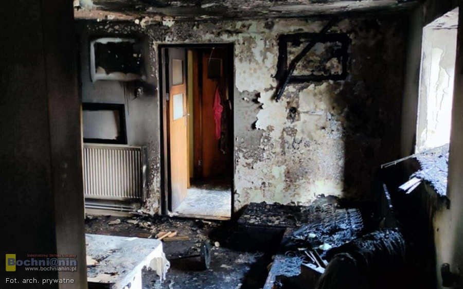 Pożar zniszczył dom w Bochni. Ruszyła zbiórka na pomoc dla starszego małżeństwa