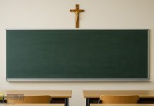 Sejmik Małopolski przeciwko zmianom w nauczaniu religii – apel do rządu i MEN