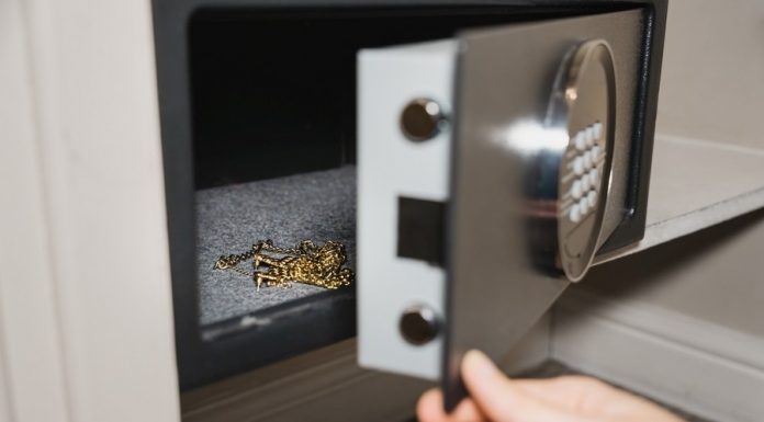 🔸 Domowy sejf antywłamaniowy – inwestycja, która się opłaca!