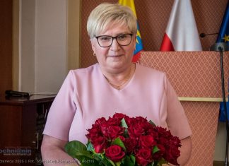 Wieloletnia skarbnik Powiatu Bocheńskiego przechodzi na emeryturę – ZDJĘCIA