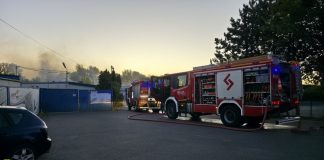 Bochnia. Pożar w zakładzie przy ul. Karosek