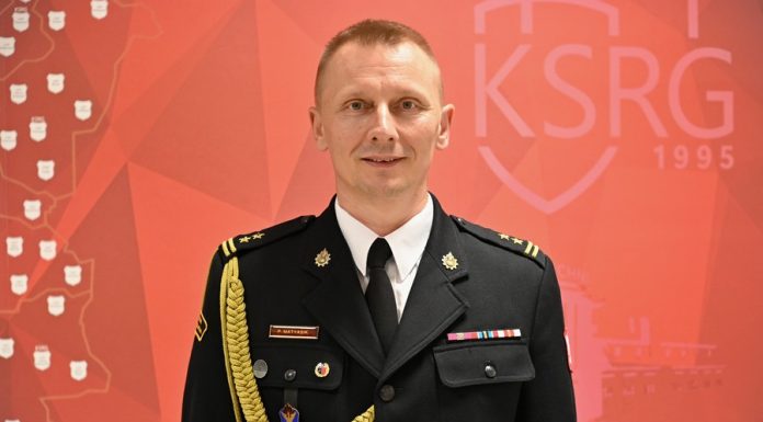 Komendant PSP w Bochni bryg. Paweł Matyasik: „Służba to nie tylko praca, to styl życia i odpowiedzialność” – WYWIAD