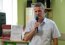 Prelekcja Janusza Paproty: „Kurów od przeszłości do teraźniejszości” – ZDJĘCIA