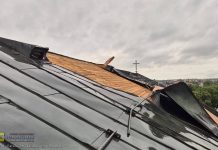 Uszkodzenia dachu kościoła w Brzesku większe niż szacowano. Parafia prosi o datki na remont